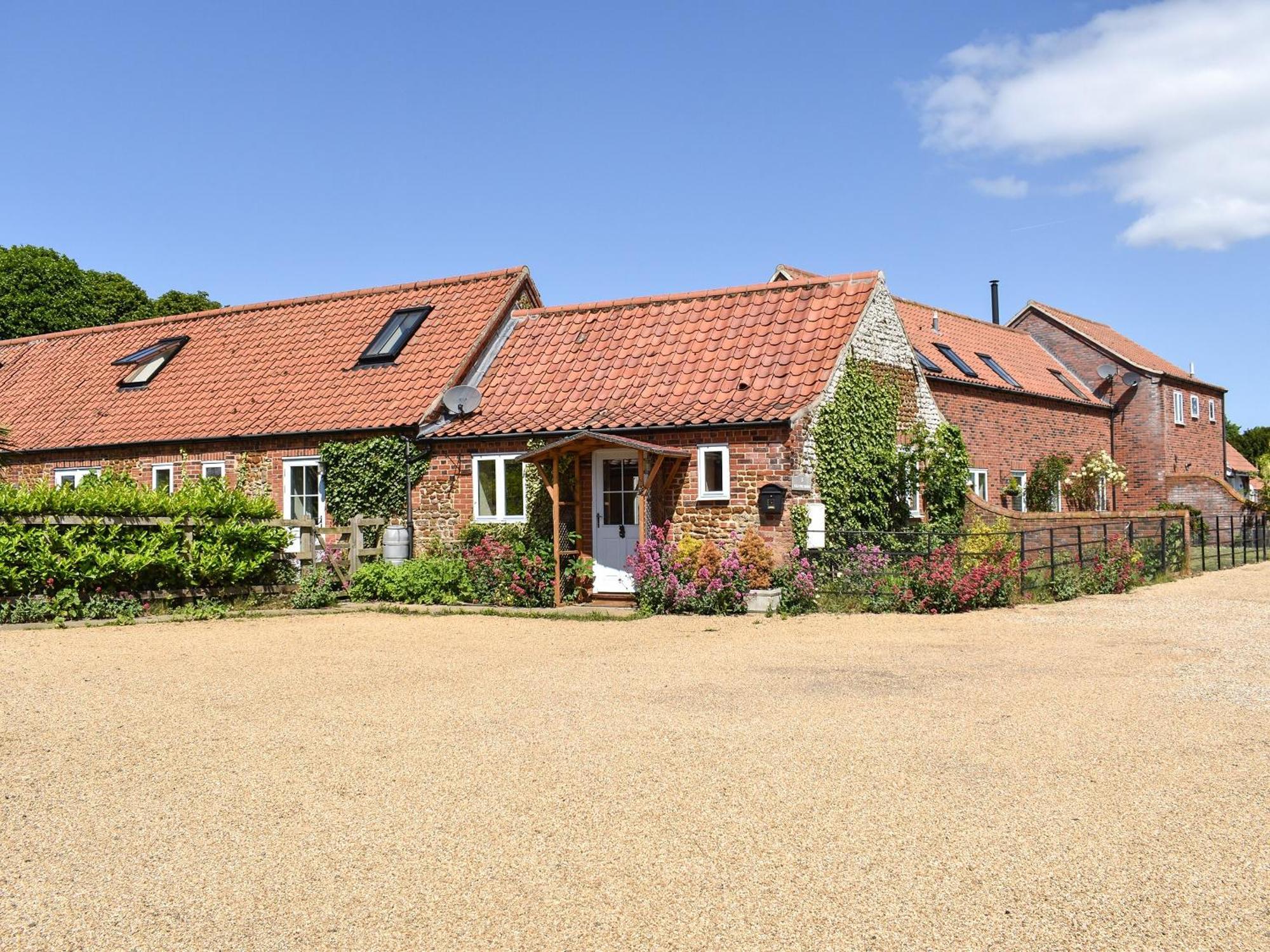 Вилла The Old Paybarn - Uk39378 Снеттишам Экстерьер фото